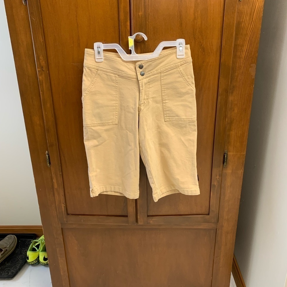 PrAna soft twill bermuda length cargo shorts SM 12 in inseam